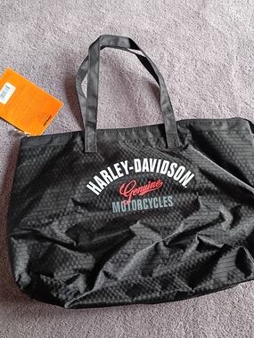 Harley-Davidson Black Tote with White and Red Logo